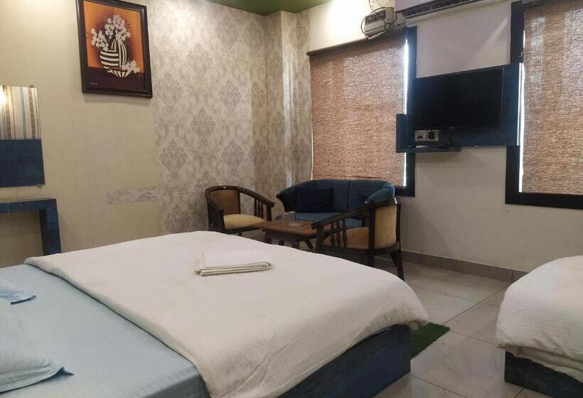 בית מלון כפרי Geeta Residency Haridwar