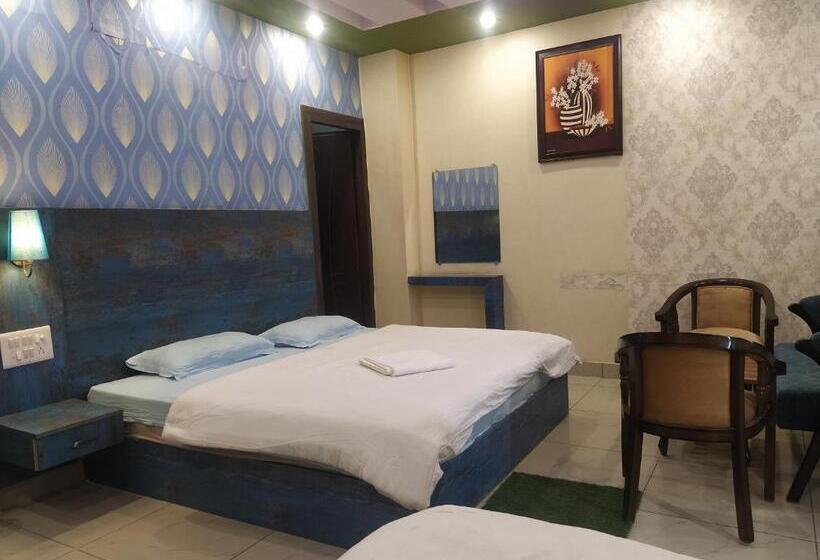 בית מלון כפרי Geeta Residency Haridwar