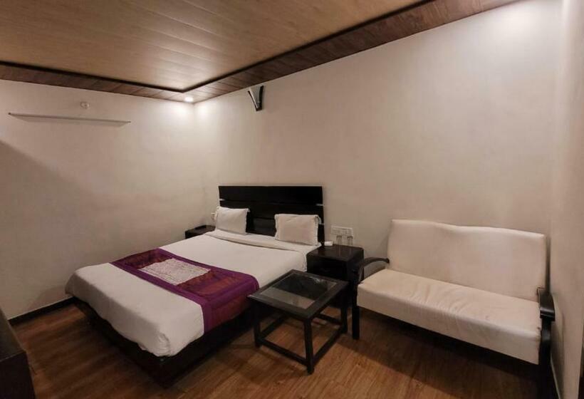 בית מלון כפרי Goroomgo Hidden Chalet Mall Road Nainital Near Naini Lake