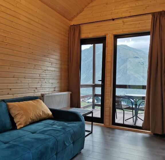 هتل Kazbegi Twins