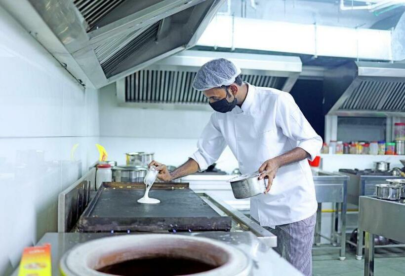 فندق Krishnavalsam Regency