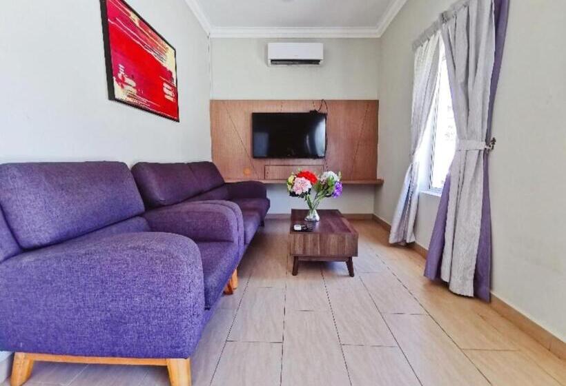 فندق Sg Rengit City Resort 1