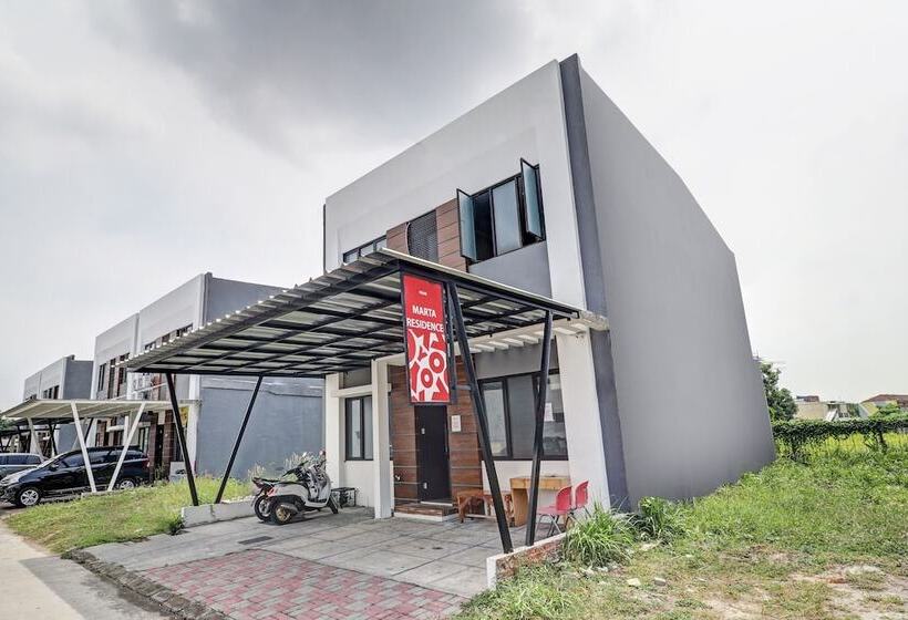 酒店 Oyo 90688 Marta Residence