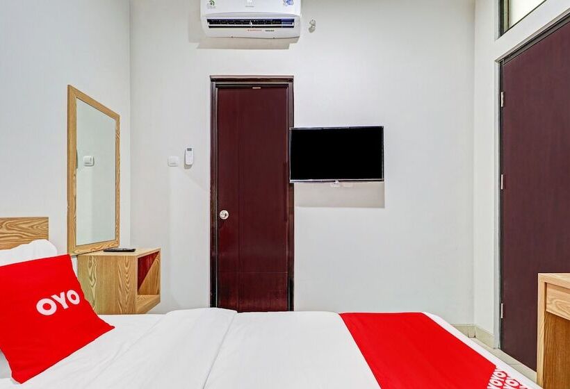 酒店 Oyo 90688 Marta Residence