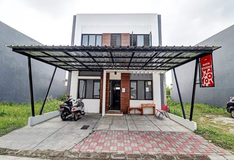 酒店 Oyo 90688 Marta Residence