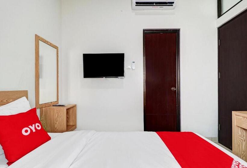 酒店 Oyo 90688 Marta Residence