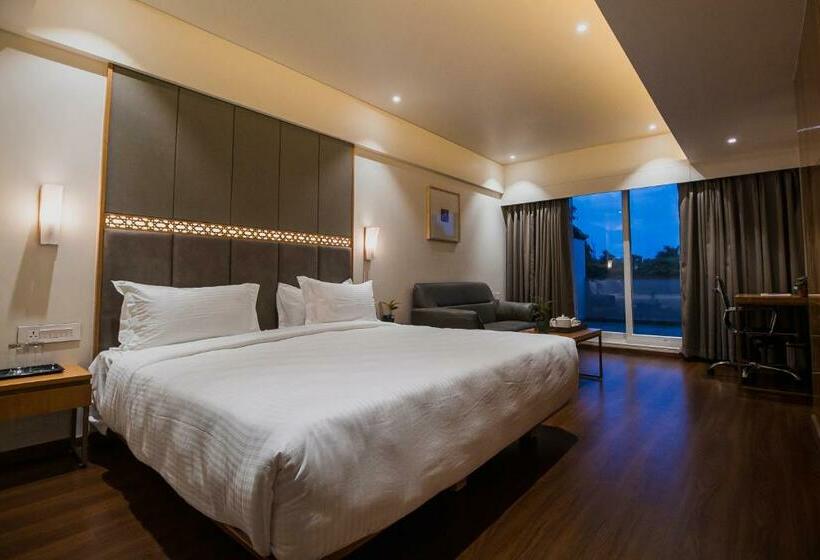 ホテル Safal Retreat