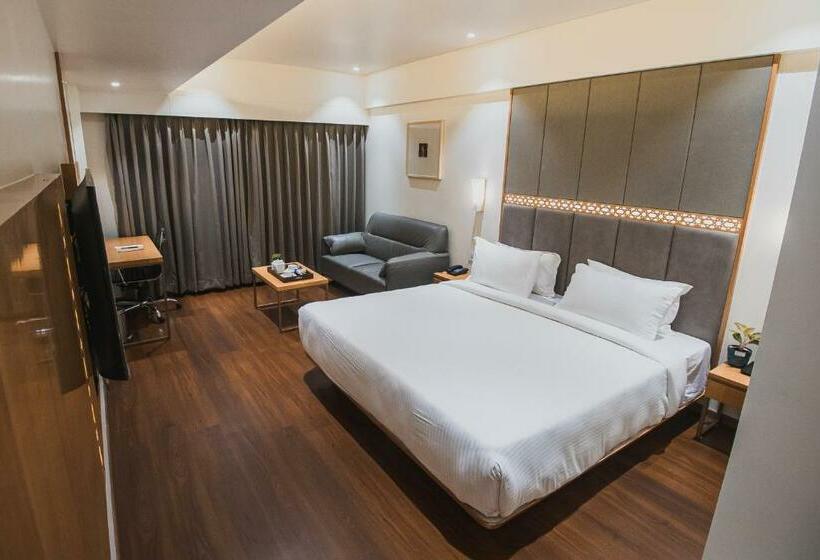 ホテル Safal Retreat