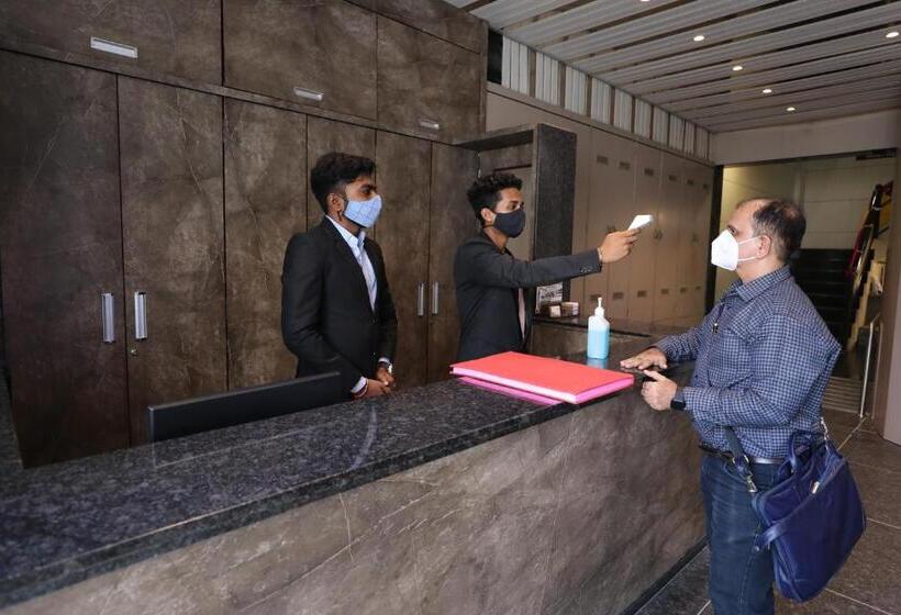 Отель Shagun Rooms & Banquet, Surat