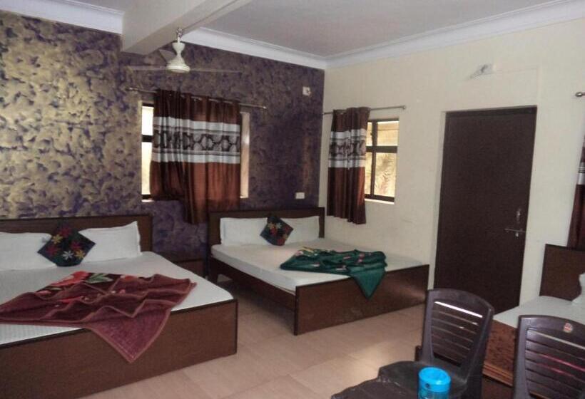 호텔 Shri Shanti Villa