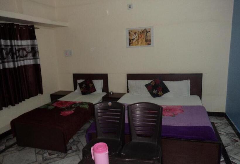 호텔 Shri Shanti Villa