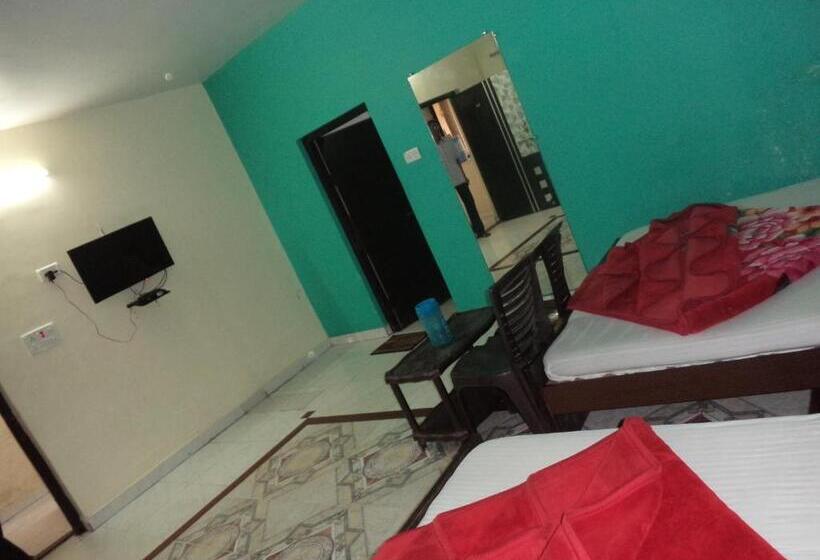 호텔 Shri Shanti Villa