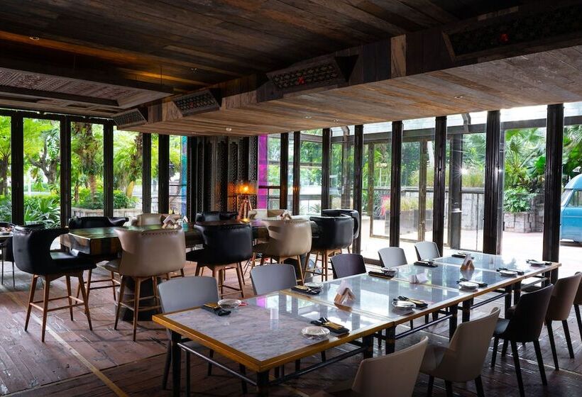 هتل The Orient Jakarta, A Royal Hideaway