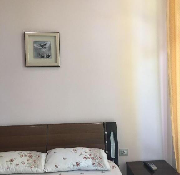 בית מלון כפרי Vila Vadeha