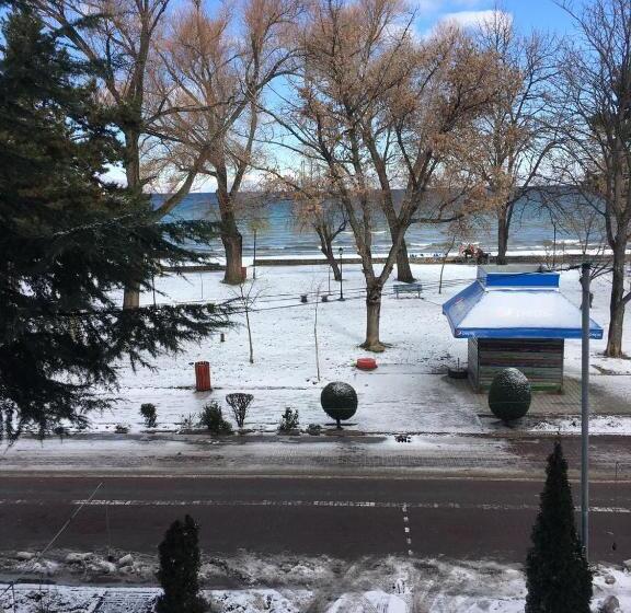 בית מלון כפרי Vila Vadeha