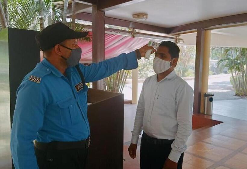 فندق V.i.p. Regency