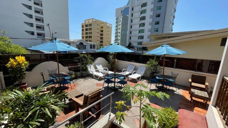 هتل Voyager Manta