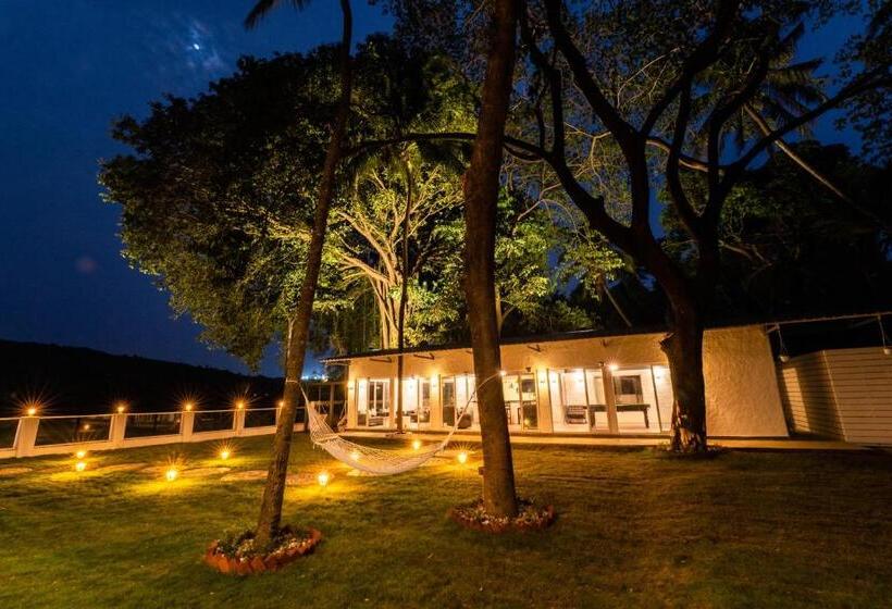 فندق Zone Connect By The Park Calangute