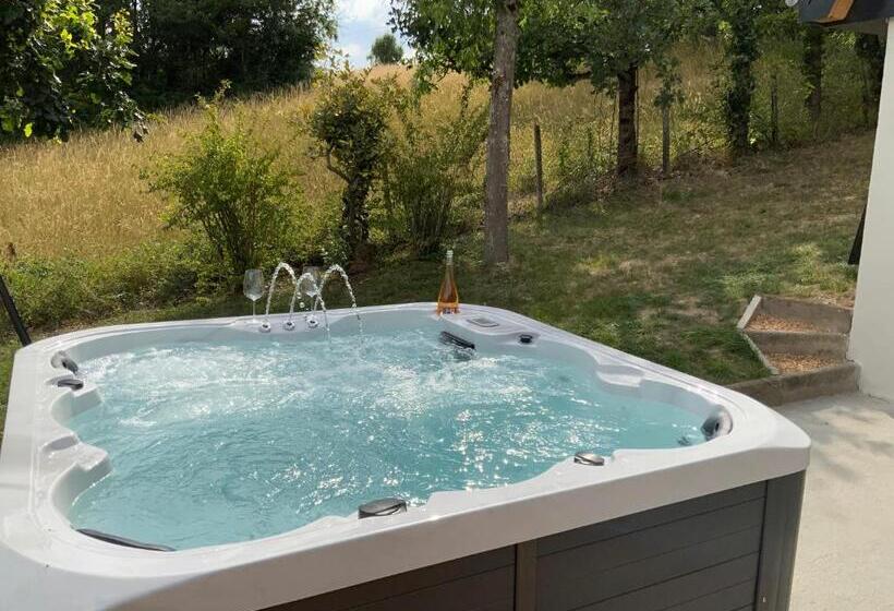 Le Chalet De La Mûre