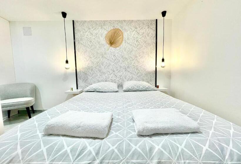 Le Rosacker Proche Centre Ville Et Gare Terrasse Parking Gratuit 2 Places 2 Chambres 2 Sal