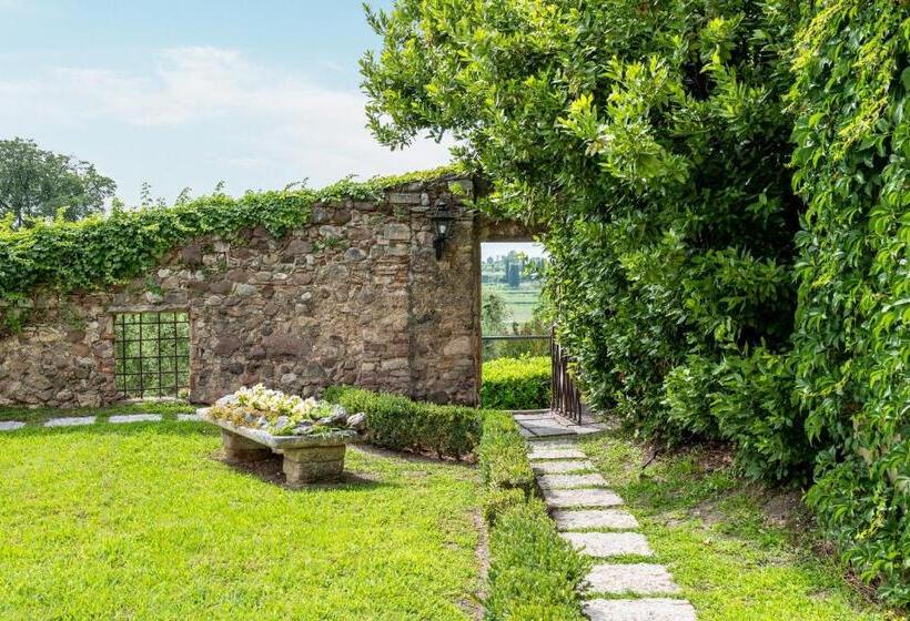 Lobram Castle Apartment Near Lazise