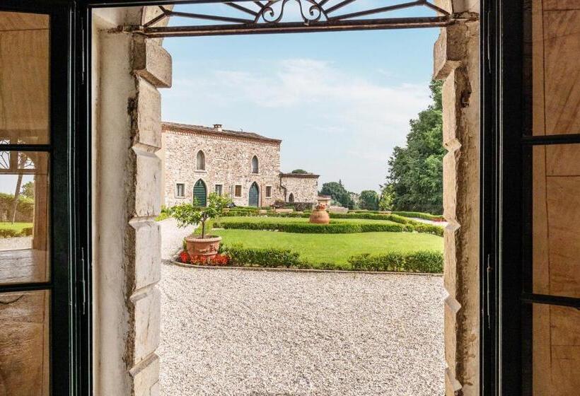 Lobram Castle Apartment Near Lazise
