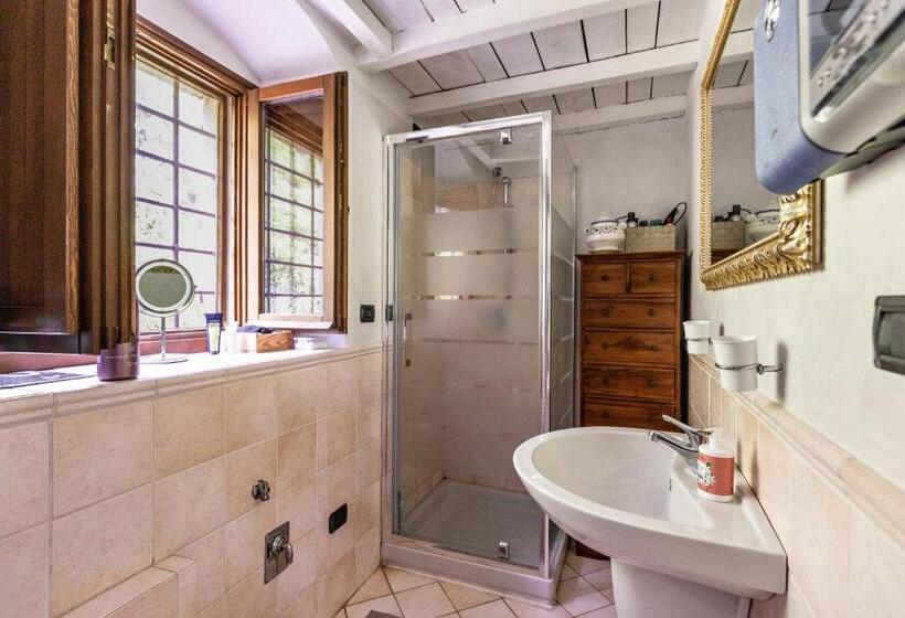 Lobram Castle Apartment Near Lazise