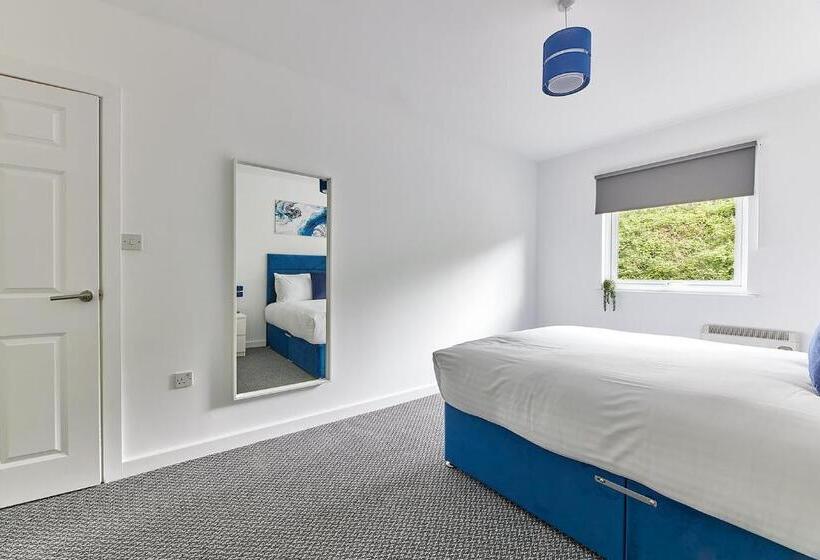 Low Lights   Properties Unique