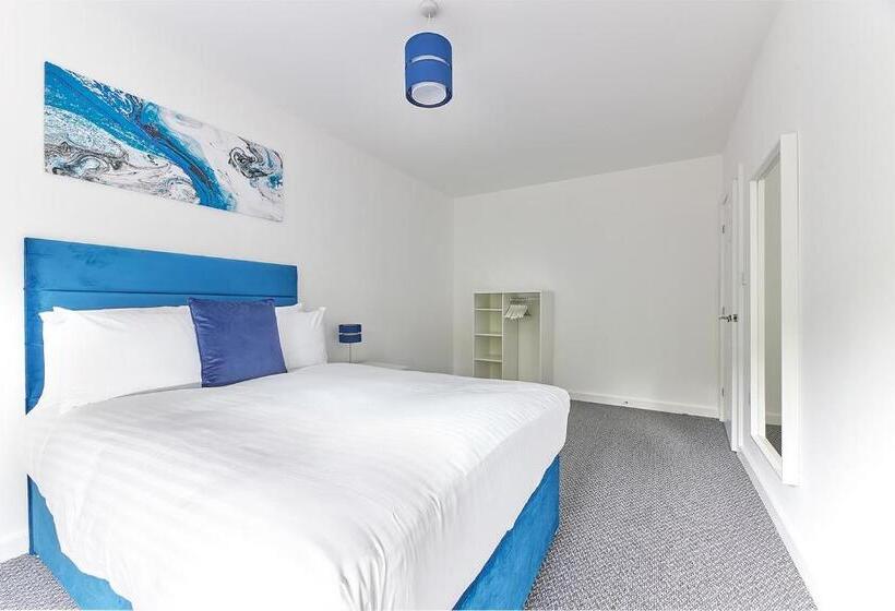 Low Lights   Properties Unique