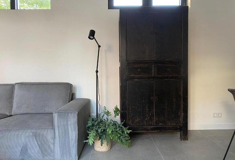 Luxe Vakantiewoning In Domburg, Vaandragerstraat