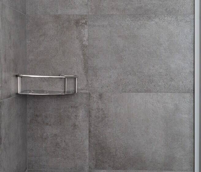 膳宿费 L Isola Che C è