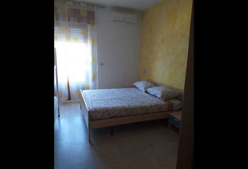 بنسيون Room In Bb   Spacious Double Room Right By The Sea