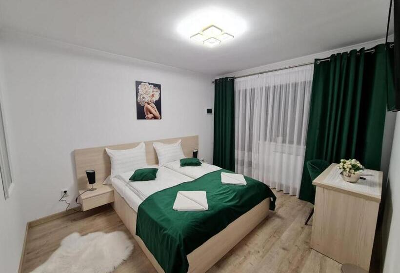 بنسيون Splendid House