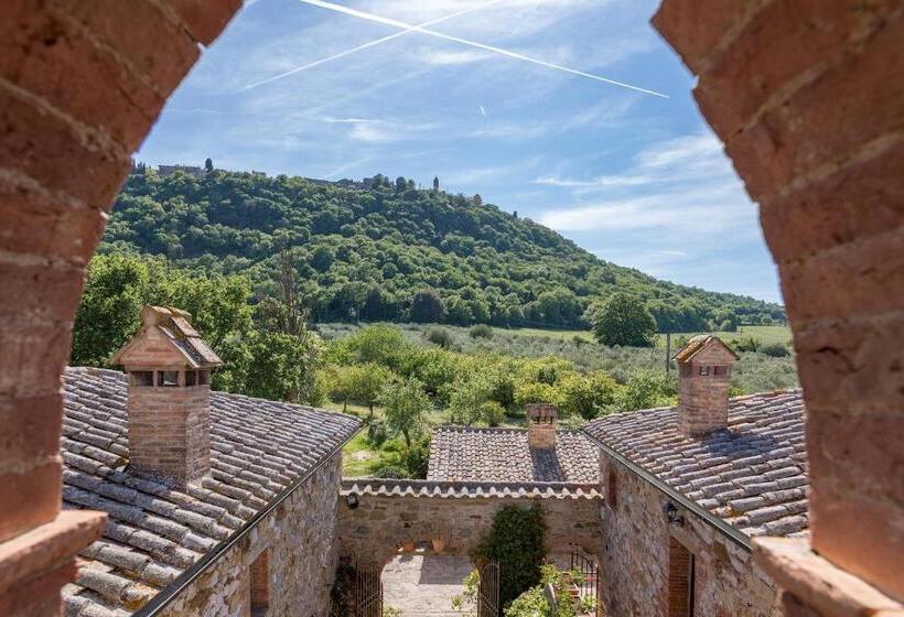 Podere Pratovecchio 14&2, Emma Villas