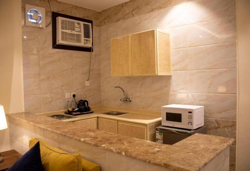 The Palace Hotel Suites   Al Badea