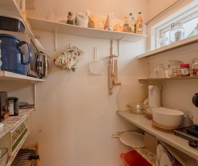 House   Scenic Village   Nature   Hiking