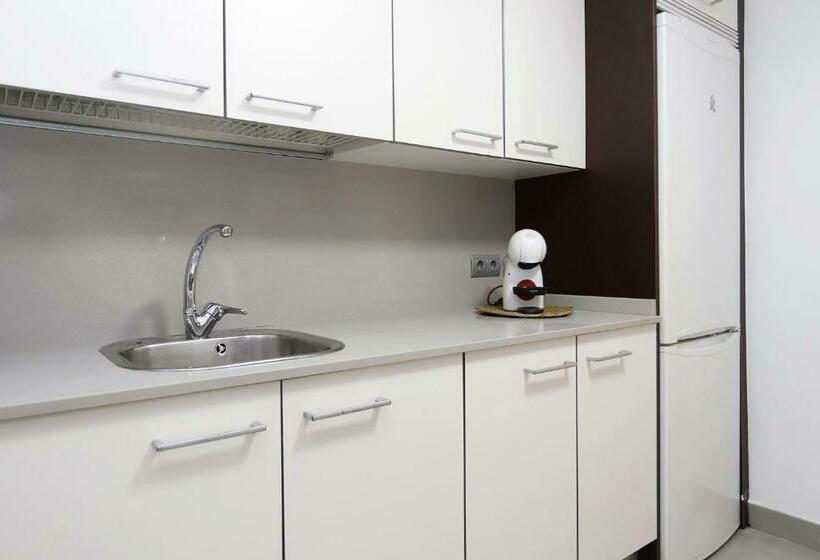 At175 Nova Torredembarra