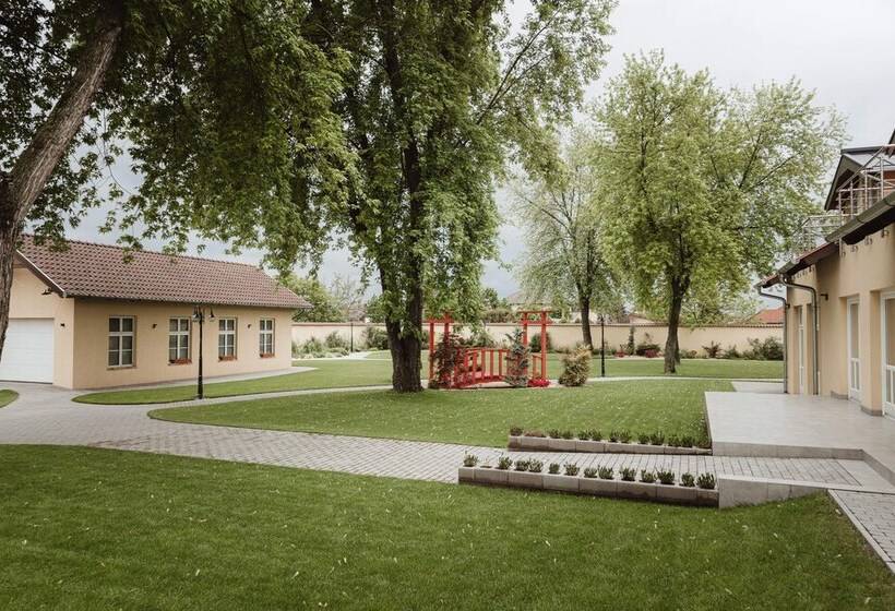 ベッドアンドブレックファースト Eprespark Panzió