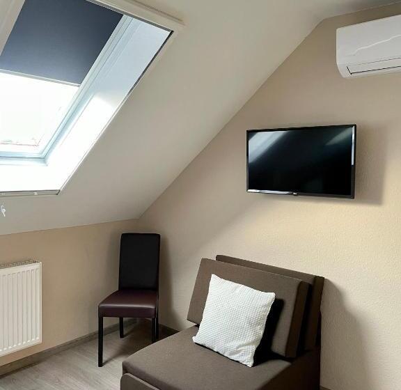 ベッドアンドブレックファースト Eprespark Panzió