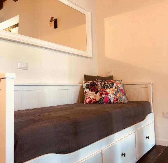 住宿加早餐  La Casetta Malpensa Guesthouse