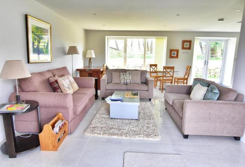 Chic Cottage Near Elan Valley And Builth Wells