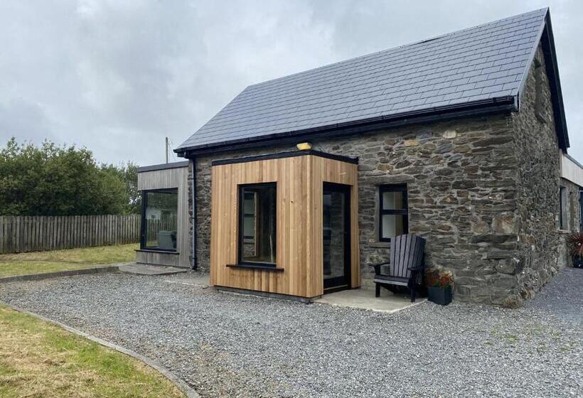 Cottage 426   Moyard