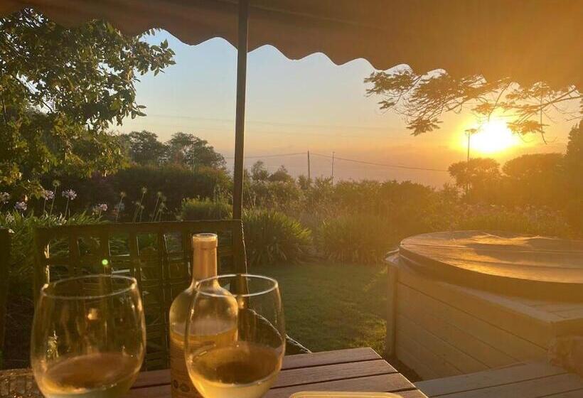 Hanahala Beramot Boutique Suites