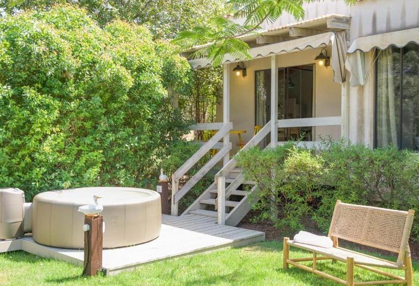 Hanahala Beramot Boutique Suites