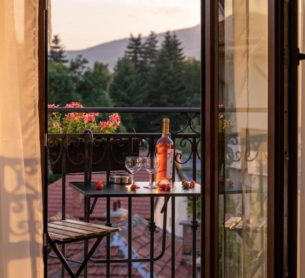 هتل семеен хотел константинови