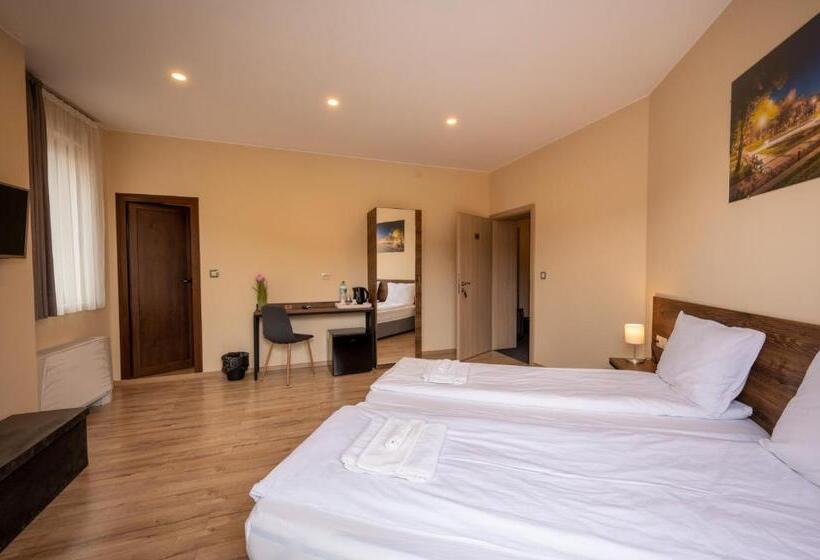 هتل семеен хотел константинови