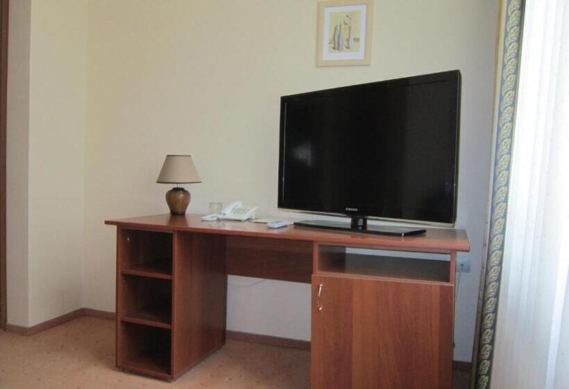 هتل готель поляна квеле