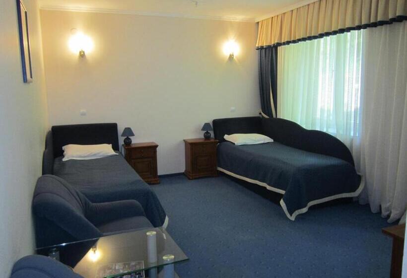 هتل готель поляна квеле