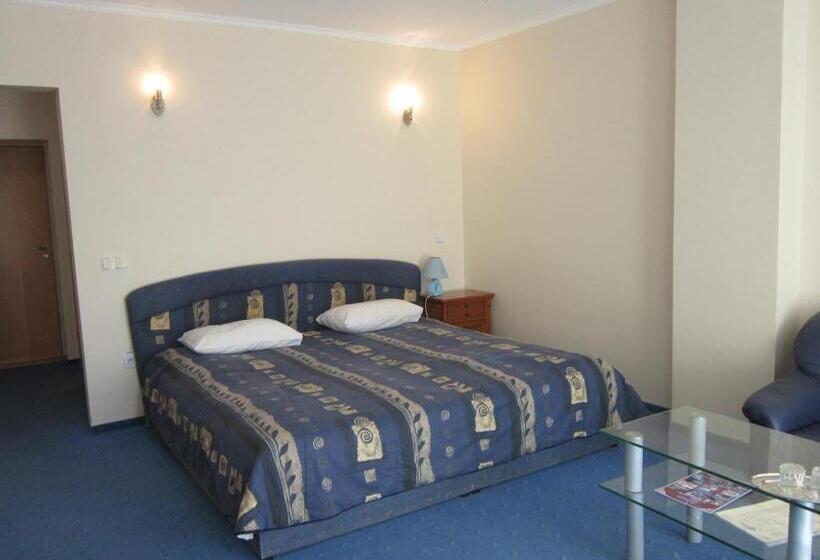 هتل готель поляна квеле