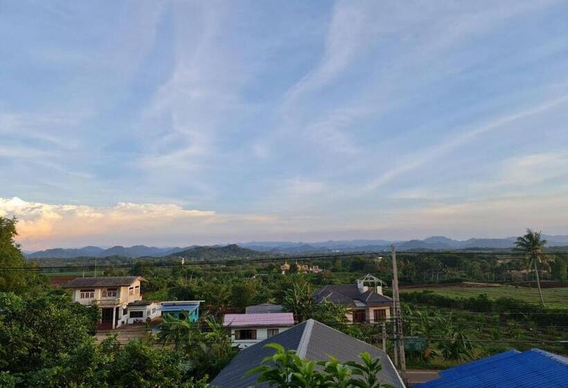 Hotel 88 ลิฟวิ่ง โฮเทล ปากช่อง